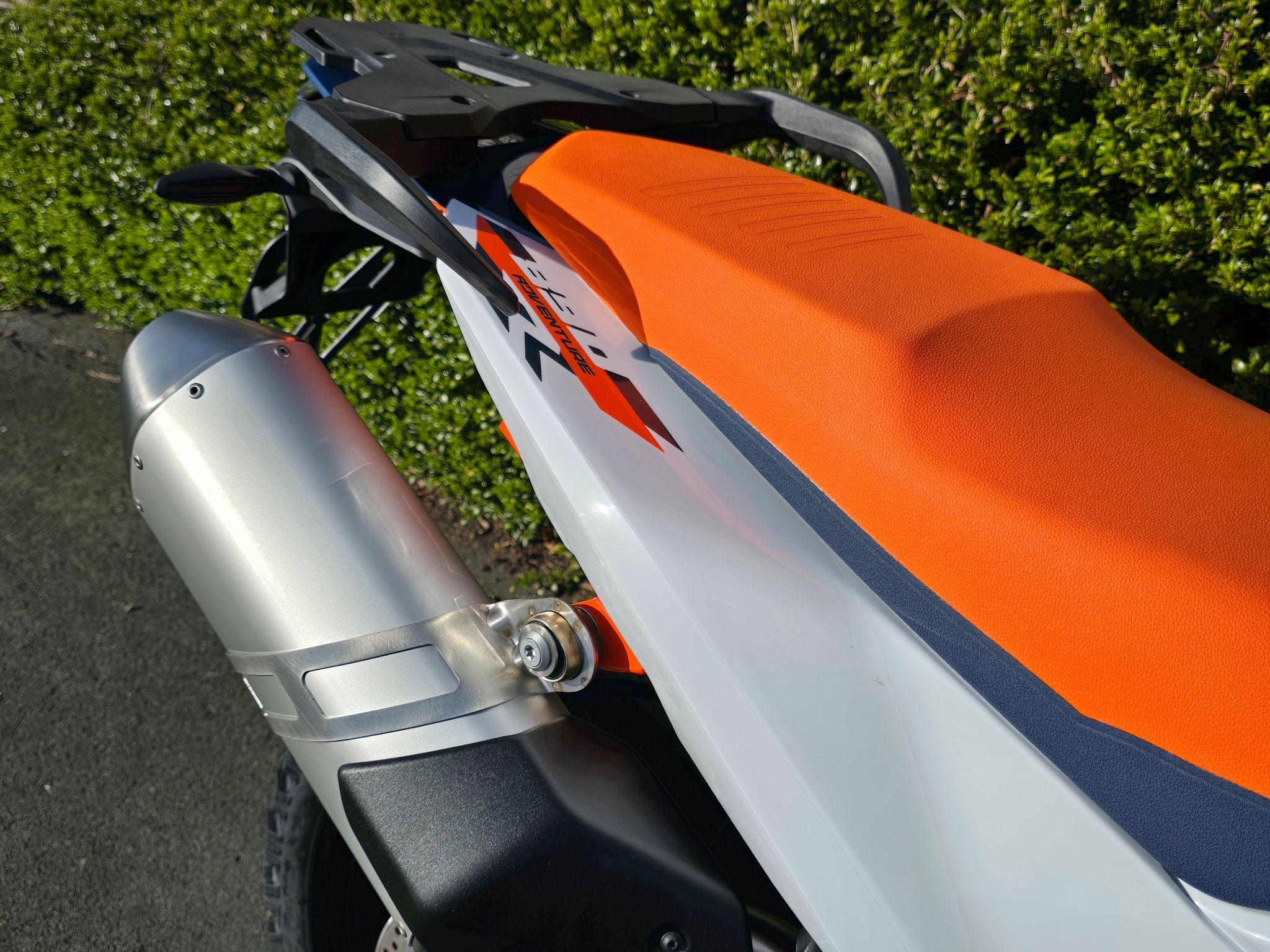 SOLD 2025 KTM 890 R Euro 5